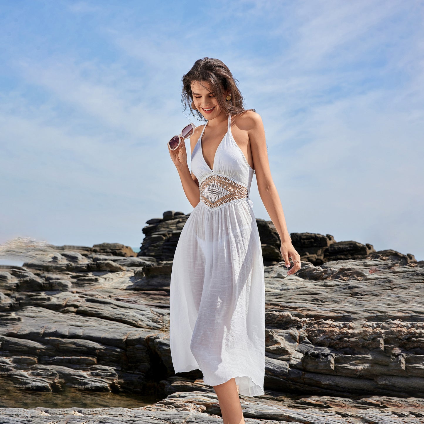 European and American beach skirt women's solid color sexy hollow beach bikini swimsuit blouse sunscreen clothing